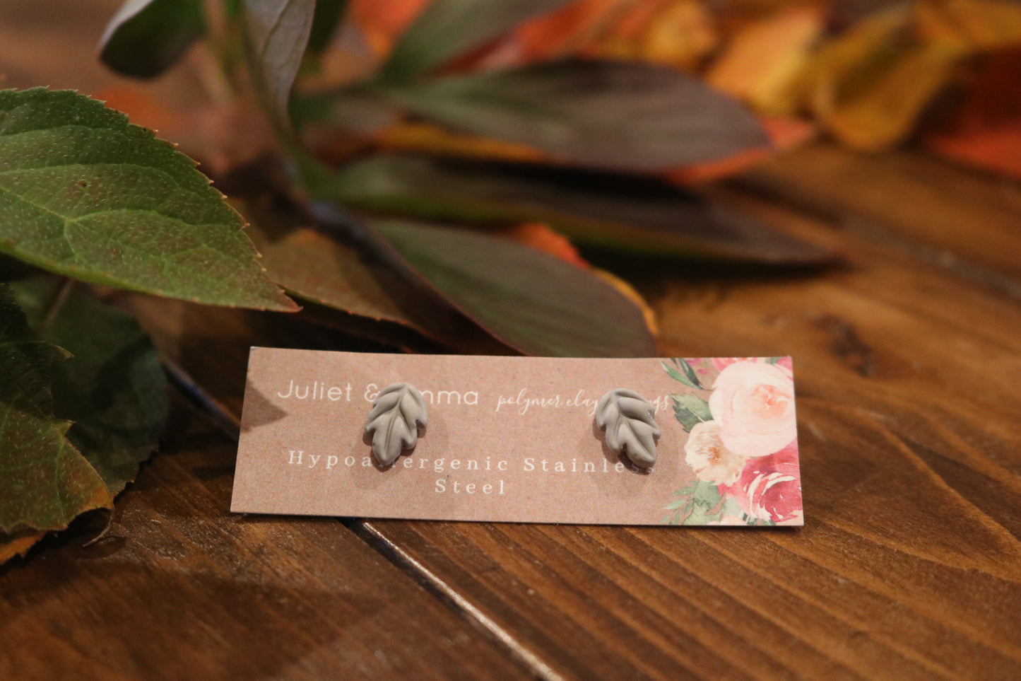 Leaf Stud-Surgical Steel Post