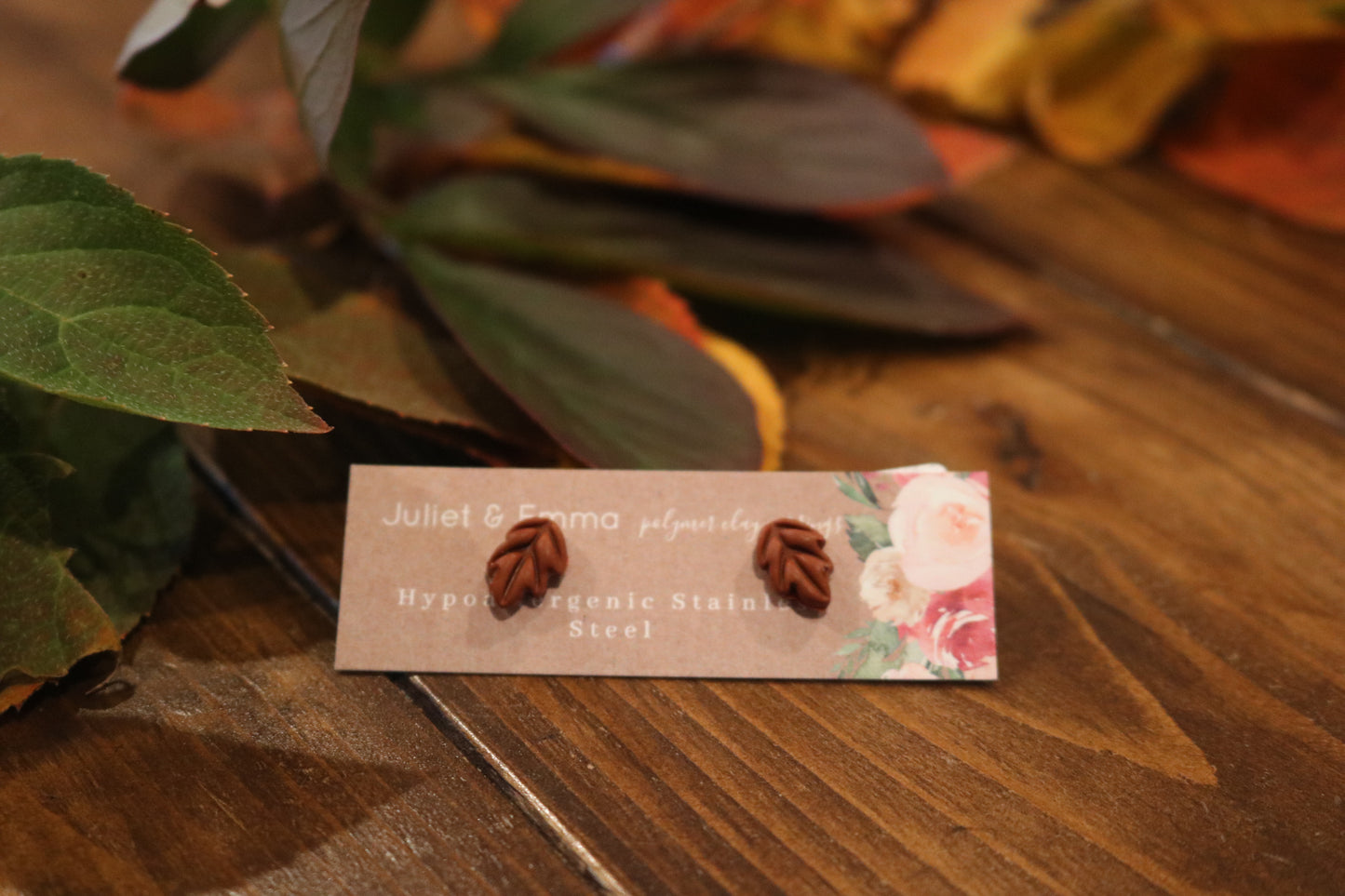 Leaf Stud-Surgical Steel Post