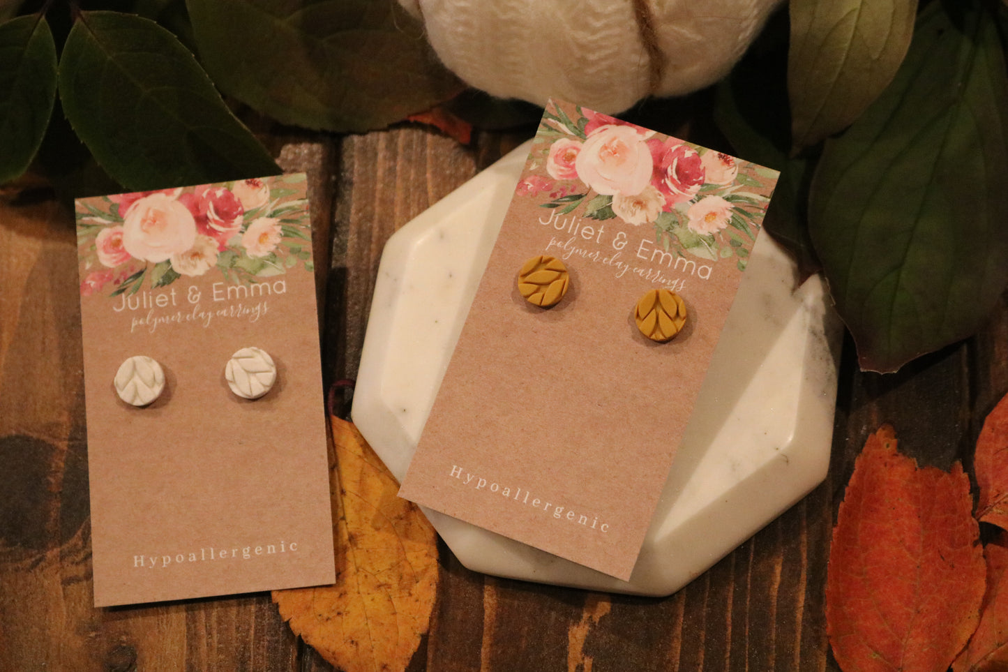 Knit stud-Surgical Steel