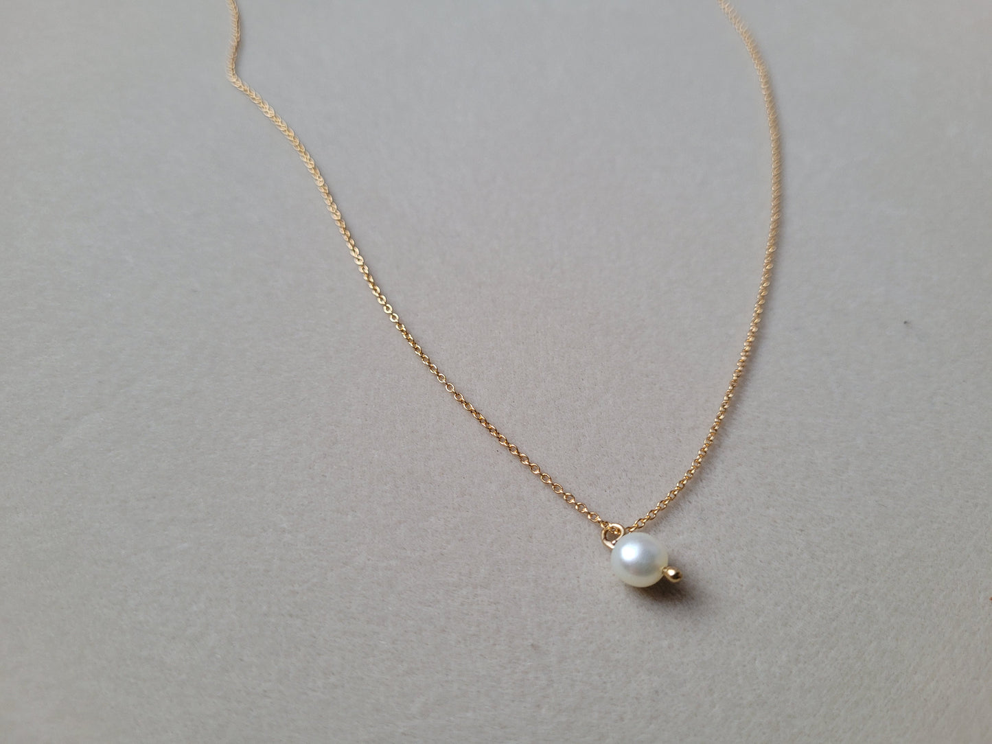 Minimalist Gold-filled Pearl Necklace